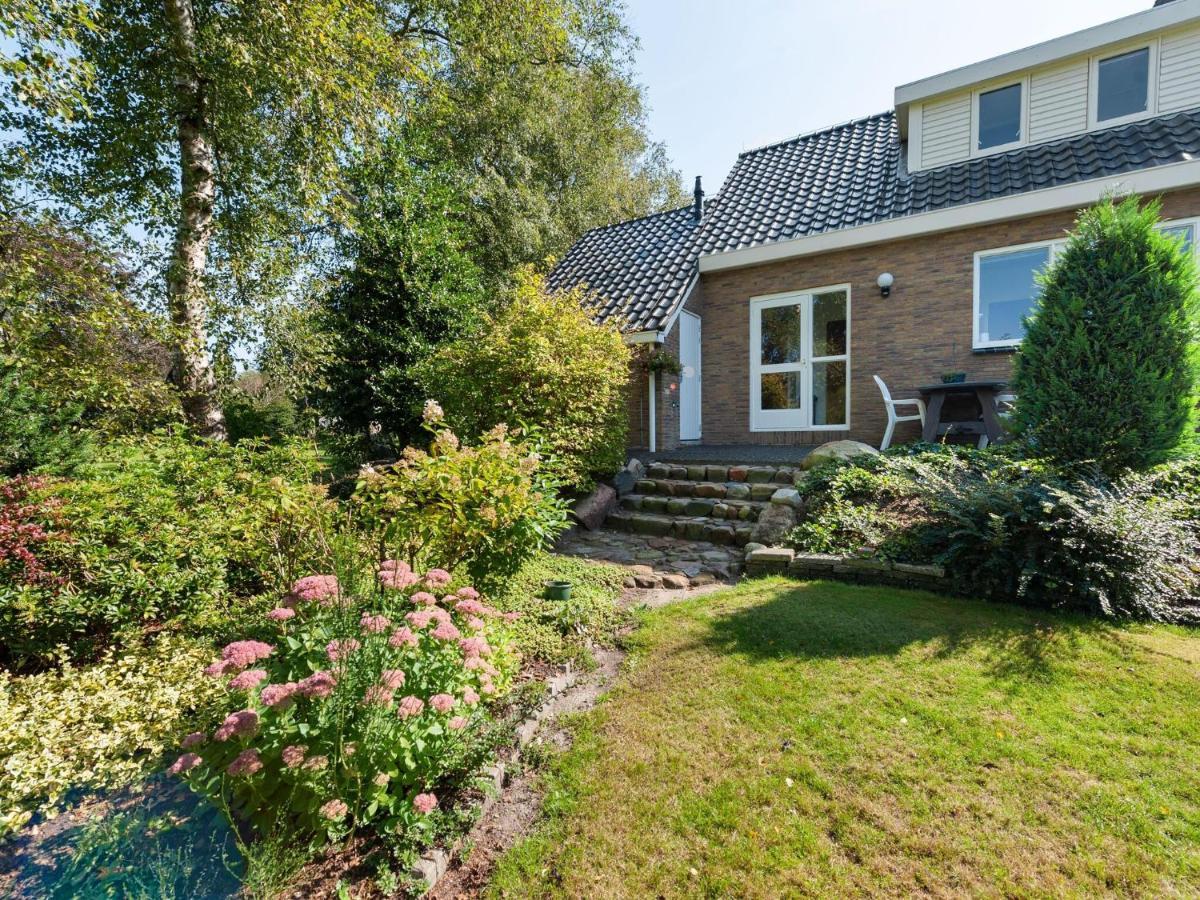 Cozy Vacation Home With A Private Garden Mantinge الغرفة الصورة